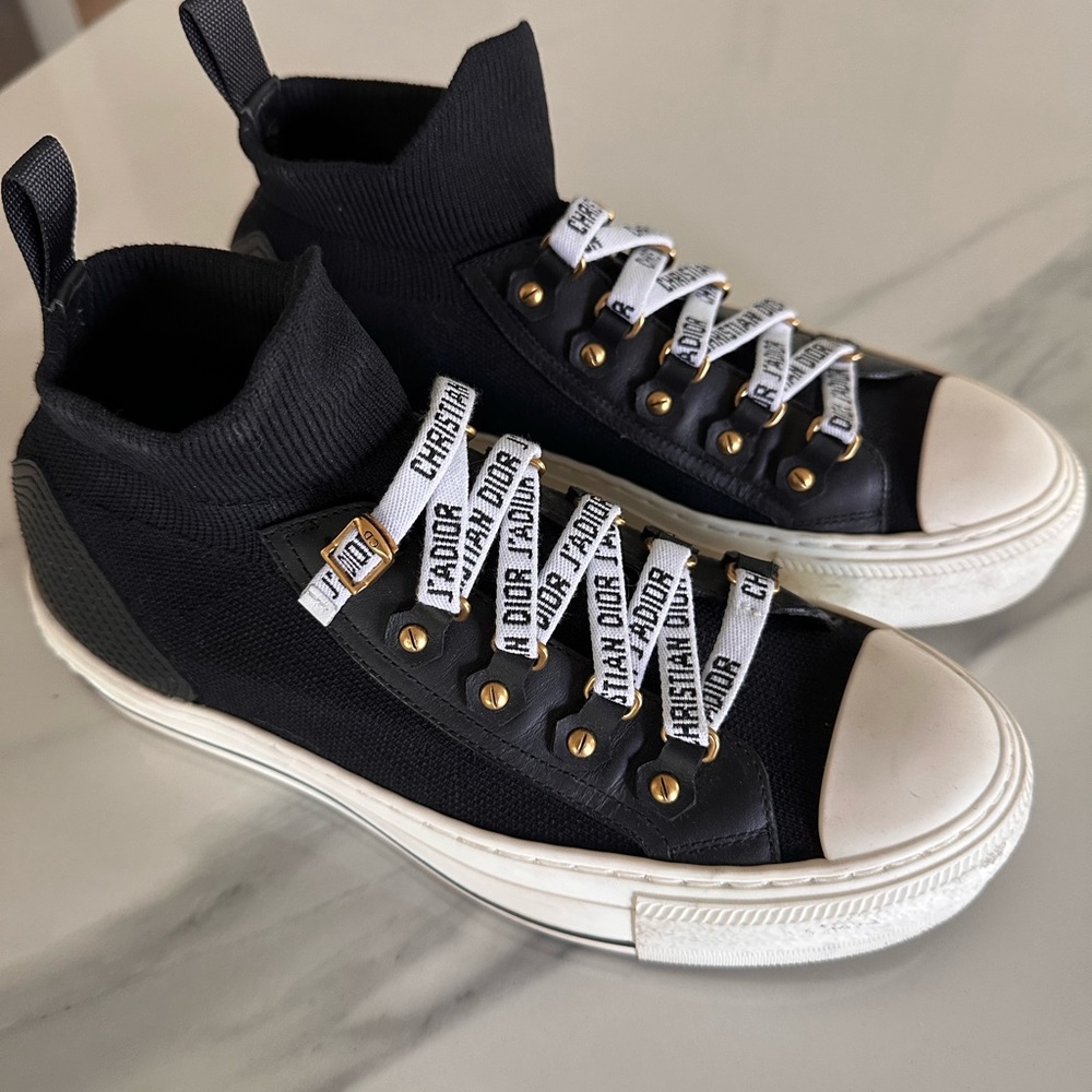 Authentic Walk’n Dior Sneakers women size 7